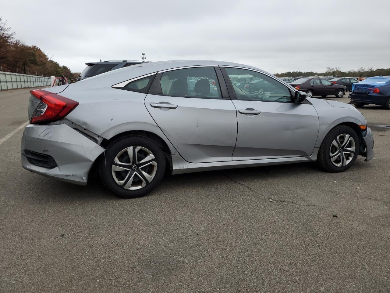 Obraz 3 z 2017 HONDA CIVIC LX 2017 z VIN 2HGFC2F56HH572392