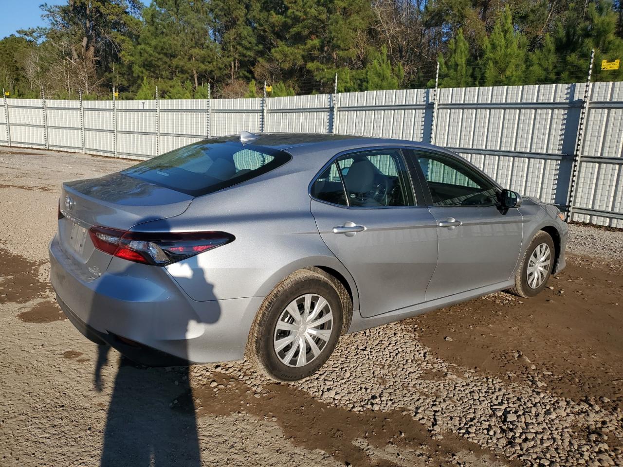 Изображение 3 2023 TOYOTA CAMRY LE 2023 с VIN 4T1C31AK1PU614287