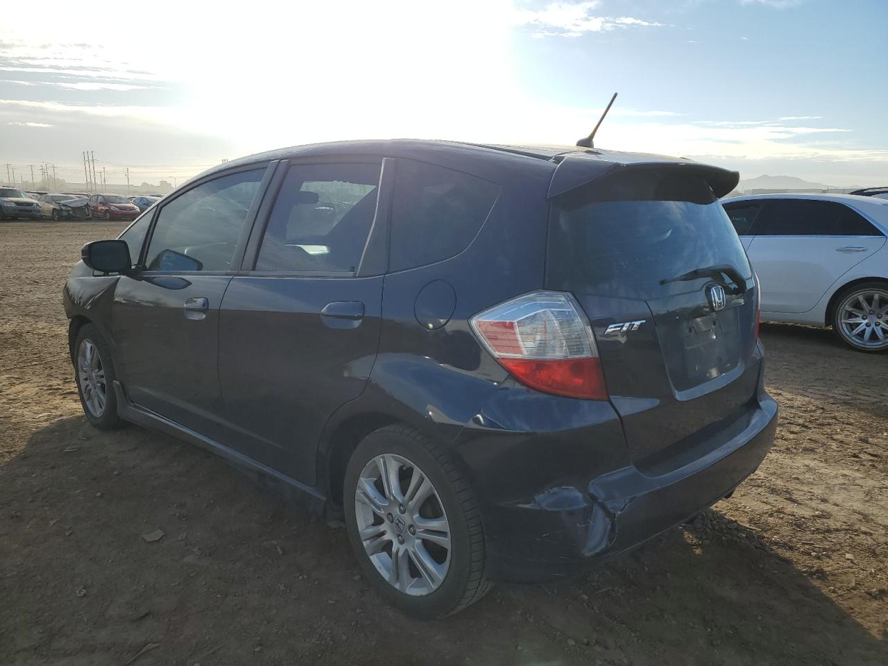 Изображение 2 2009 HONDA FIT SPORT 2009 с VIN JHMGE88439S075183