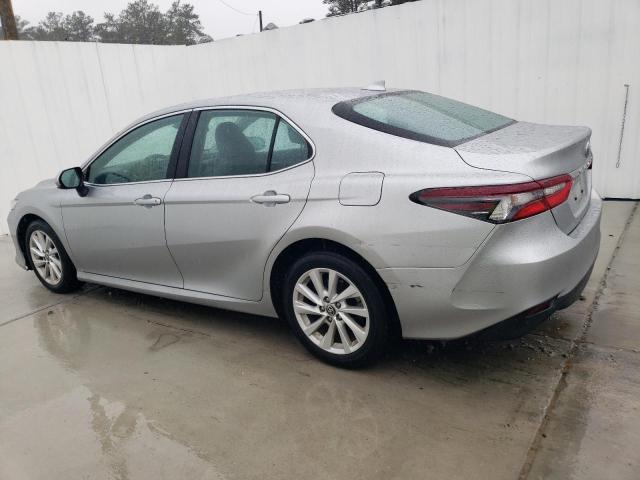 Image 2 of 2022 TOYOTA CAMRY LE 2022 with VIN 4T1C11AK3NU692489