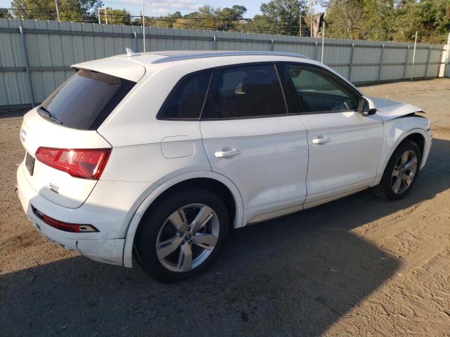 Image 3 of 2018 AUDI Q5 PREMIUM 2018 with VIN WA1ANAFY6J2017166