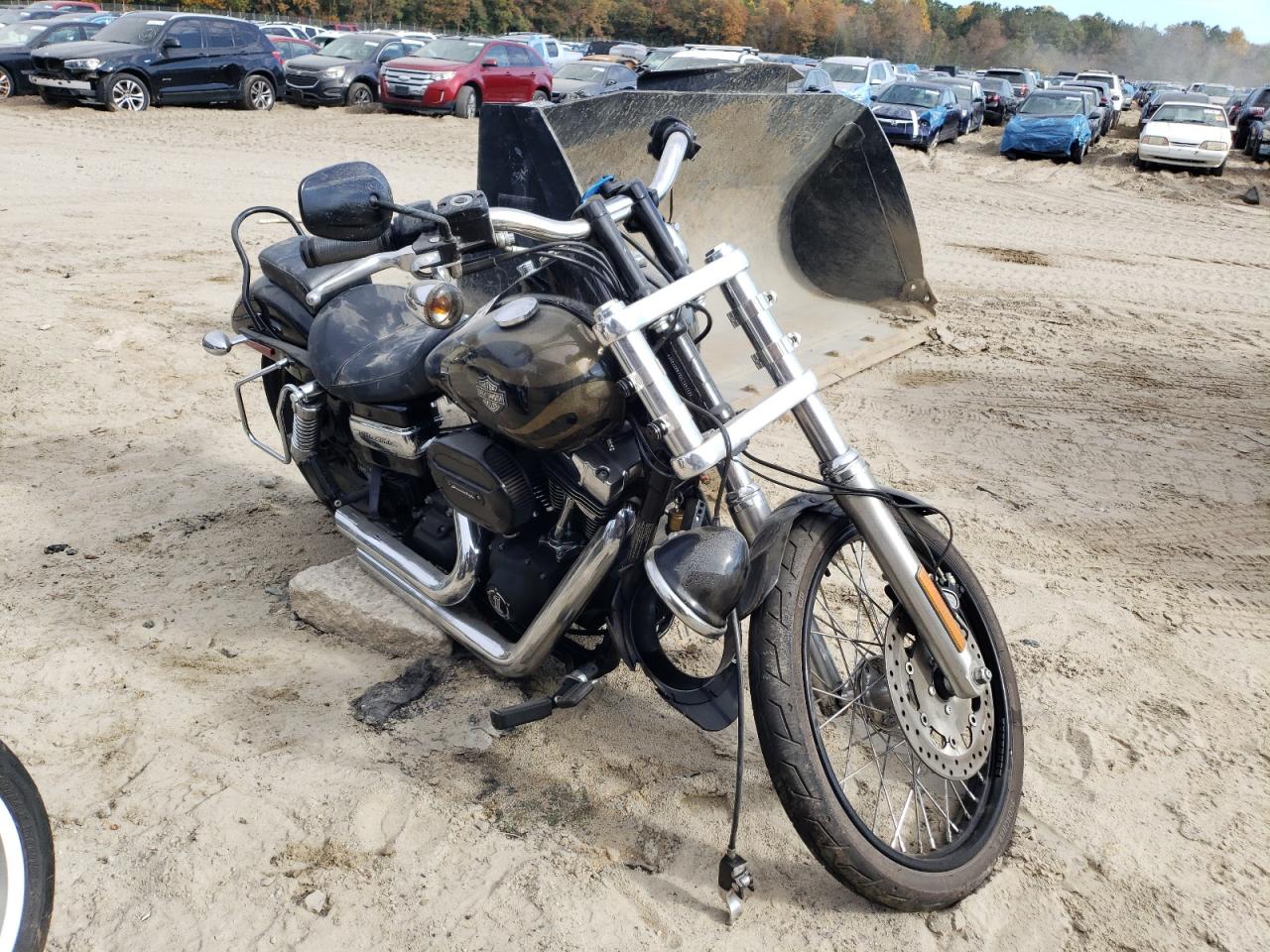 Изображение 1 2016 HARLEY-DAVIDSON FXDWG DYNA WIDE GLIDE 2016 с VIN 1HD1GPM18GC322162