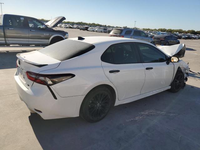Image 3 of 2021 TOYOTA CAMRY SE 2021 with VIN 4T1G11AK8MU473334