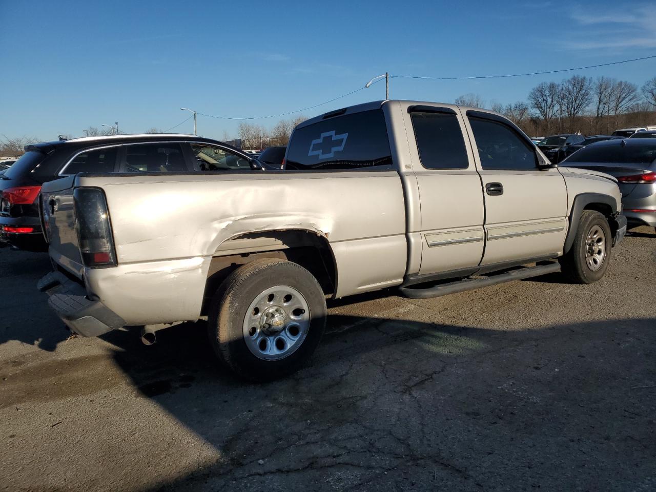 Obraz 3 z 2005 CHEVROLET SILVERADO C1500 2005 z VIN 1GCEC19X25Z287671