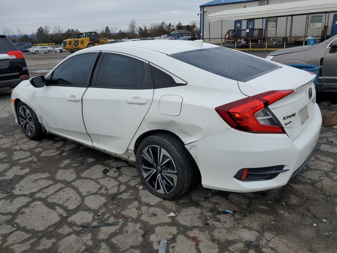Image 2 of 2016 HONDA CIVIC EXL 2016 with VIN 2HGFC1F76GH650549