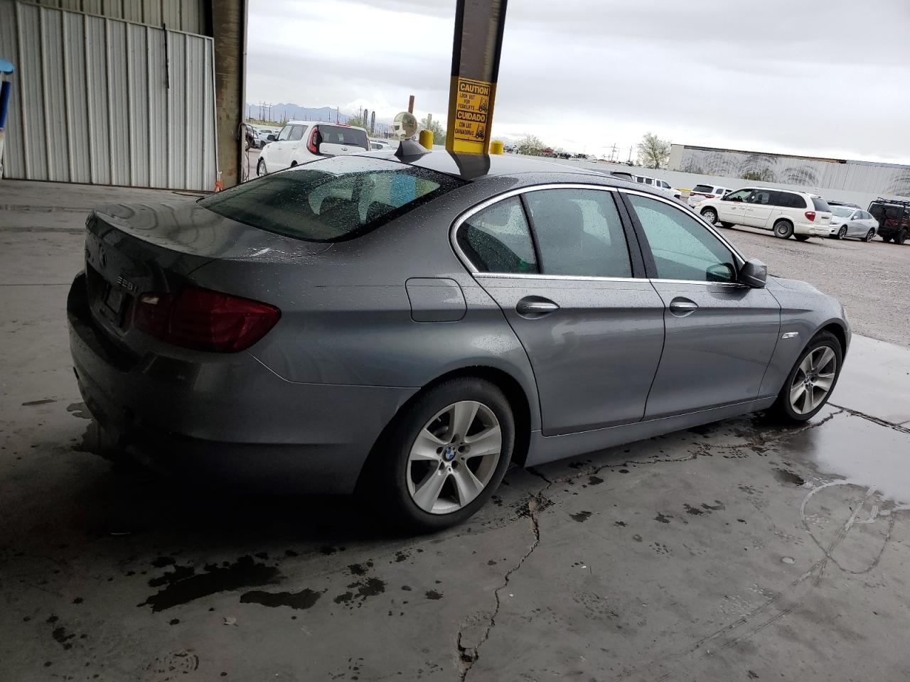Изображение 3 2013 BMW 528 XI 2013 с VIN WBAXH5C50DDW15154