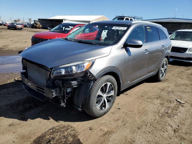 Image 1 of 2016 KIA SORENTO EX 2016 with VIN 5XYPHDA52GG161382