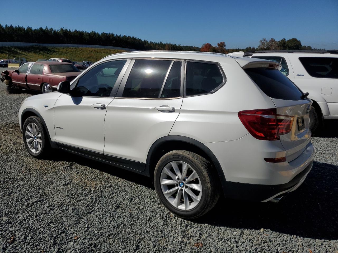 Изображение 2 2016 BMW X3 XDRIVE28I 2016 с VIN 5UXWX9C51G0D73710