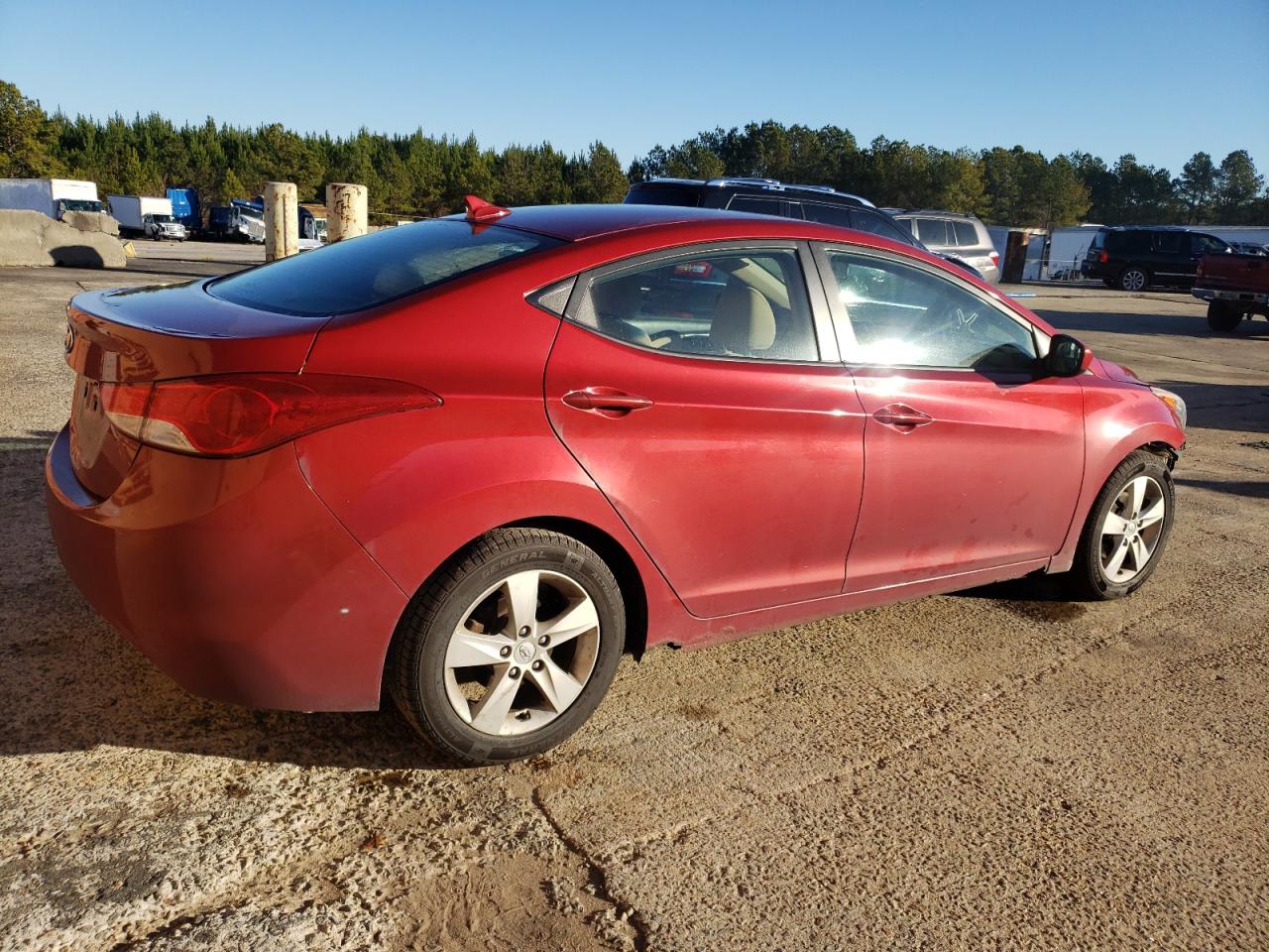 Image 3 of 2012 HYUNDAI ELANTRA GLS 2012 with VIN KMHDH4AE3CU186833