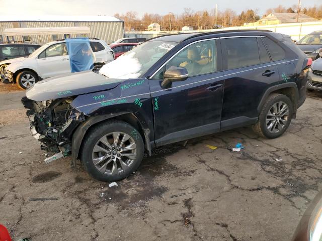 Obraz 1 z 2021 TOYOTA RAV4 XLE PREMIUM 2021 z VIN 2T3A1RFV2MW150945