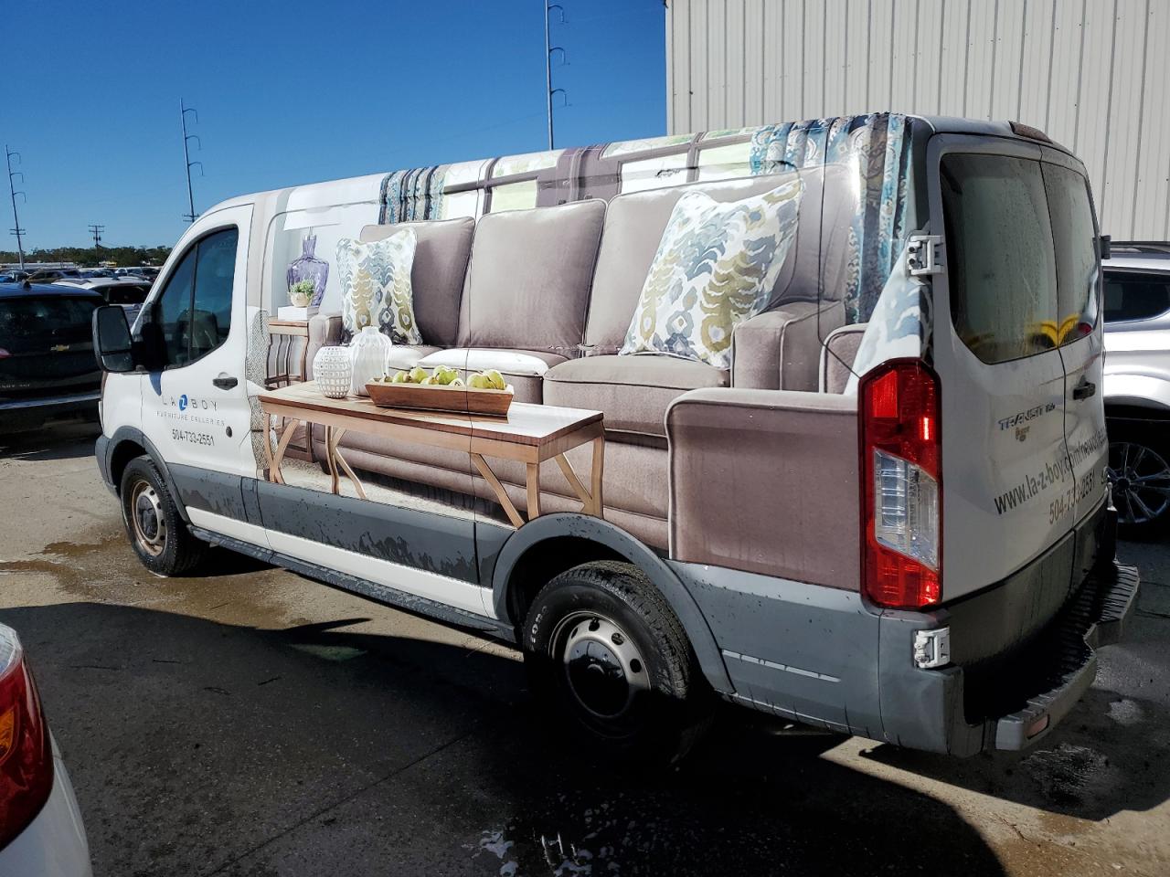 Изображение 2 2015 FORD TRANSIT T-150 2015 с VIN 1FTNE1YM0FKA04311