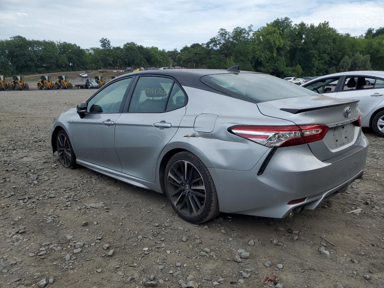 Изображение 2 2020 TOYOTA CAMRY XSE 2020 с VIN 4T1K61AKXLU374511
