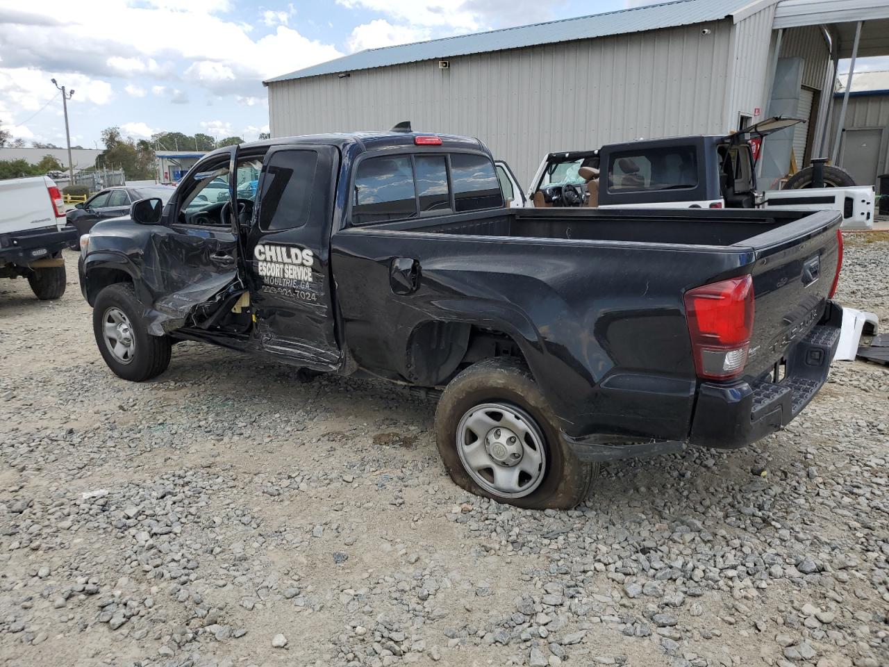 Image 2 of 2022 TOYOTA TACOMA ACCESS CAB 2022 with VIN 3TYRX5GN4NT040737