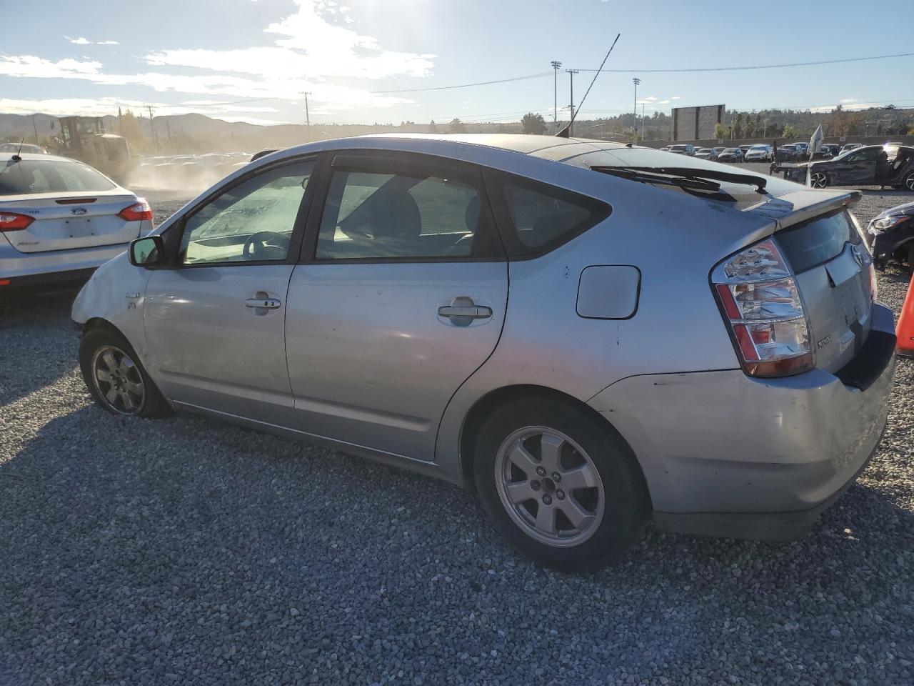 Изображение 2 2008 TOYOTA PRIUS  2008 с VIN JTDKB20U383298538
