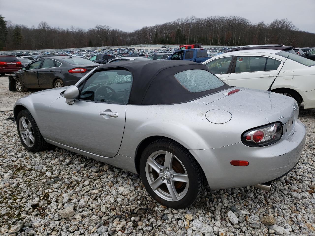 Image 2 of 2006 MAZDA MX-5 MIATA  2006 with VIN JM1NC25F360121670