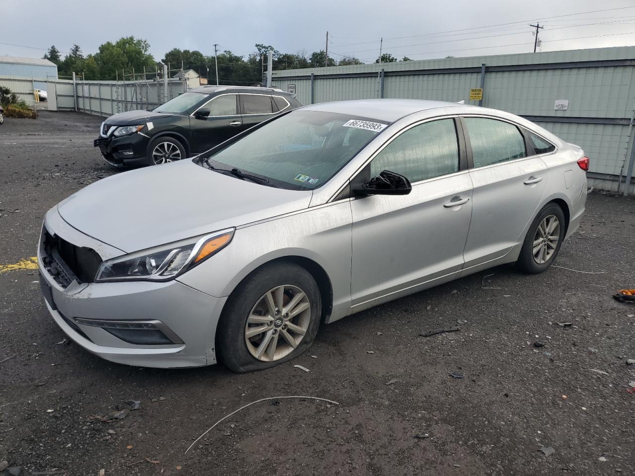Obraz 1 z 2015 HYUNDAI SONATA SE 2015 z VIN 5NPE24AF7FH160477