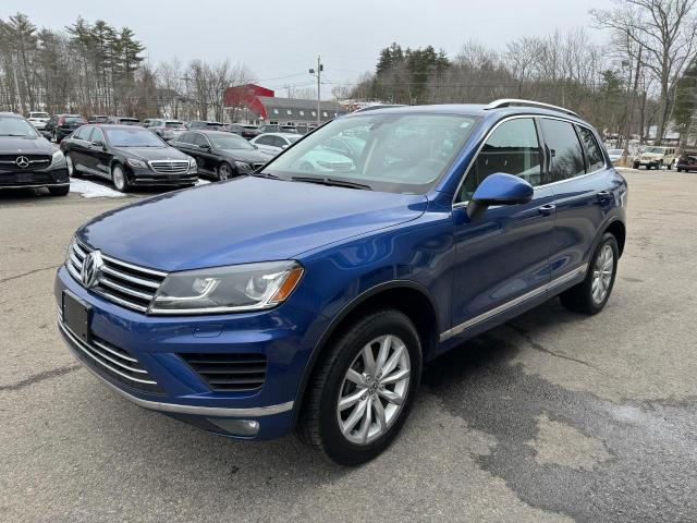 Obraz 2 z 2016 VOLKSWAGEN TOUAREG SPORT 2016 z VIN WVGEF9BP1GD004950
