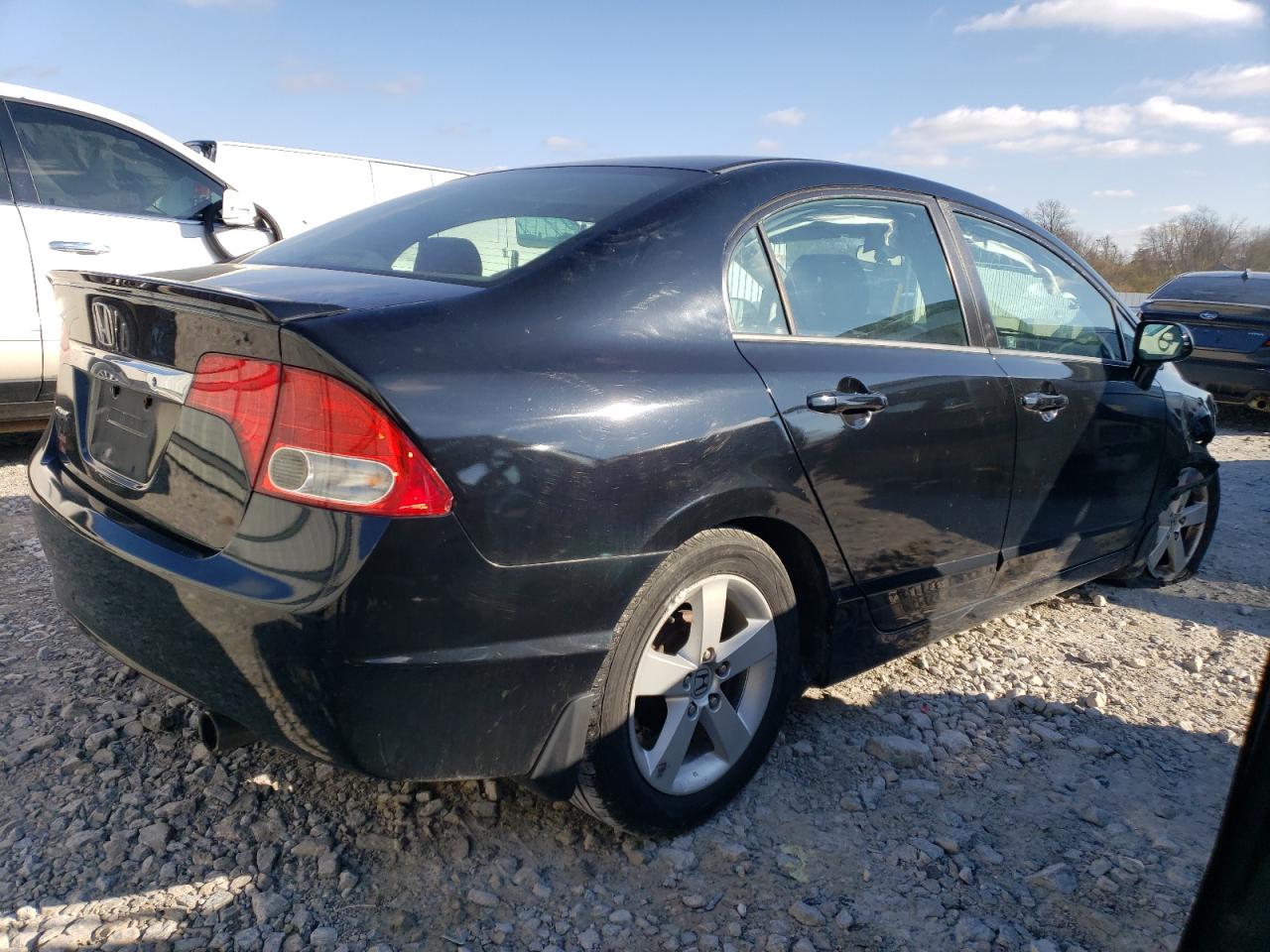 Obraz 3 z 2010 HONDA CIVIC LX-S 2010 z VIN 2HGFA1F61AH515953