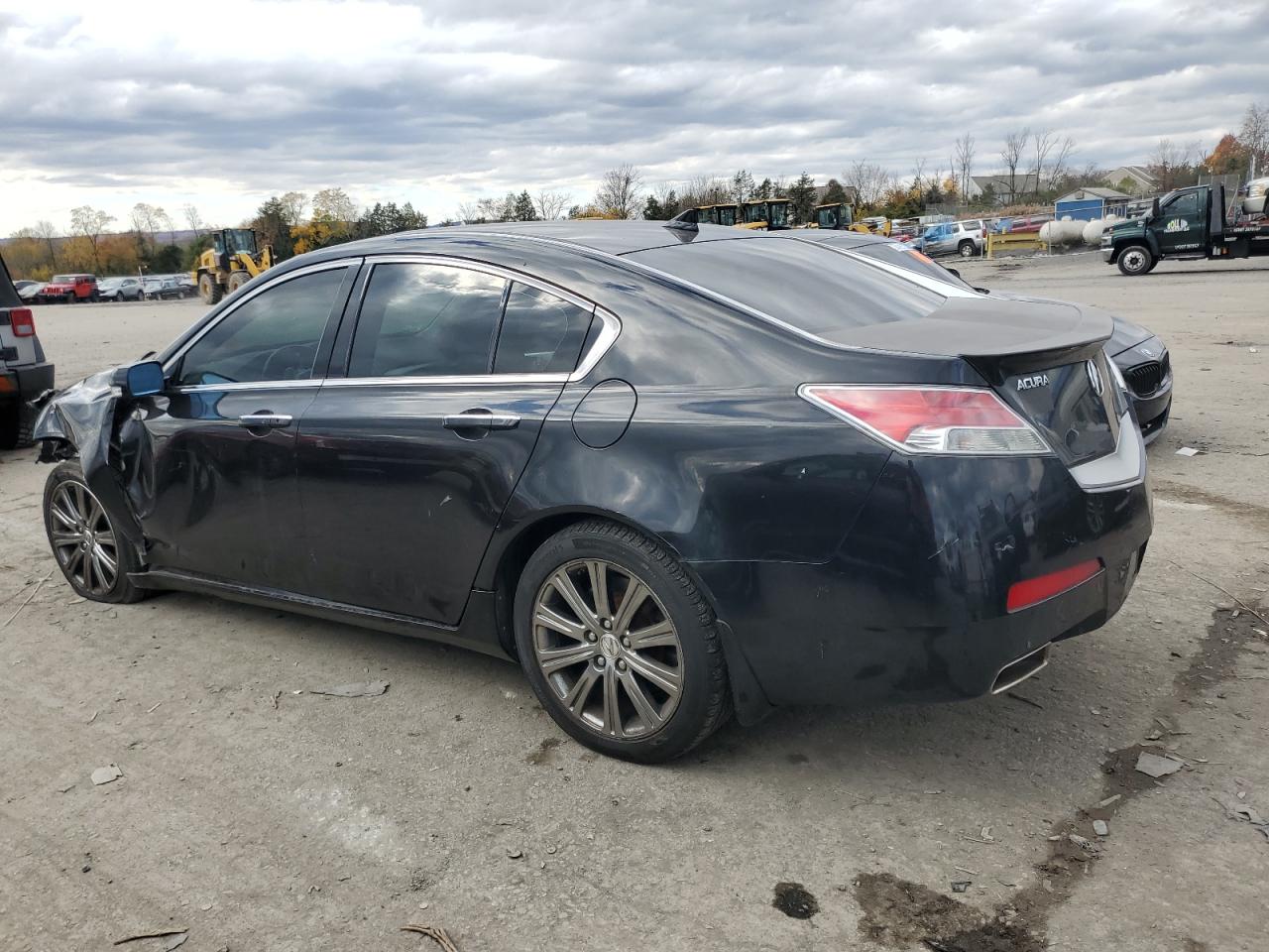 Image 2 of 2010 ACURA TL  2010 with VIN 19UUA8F53AA020689