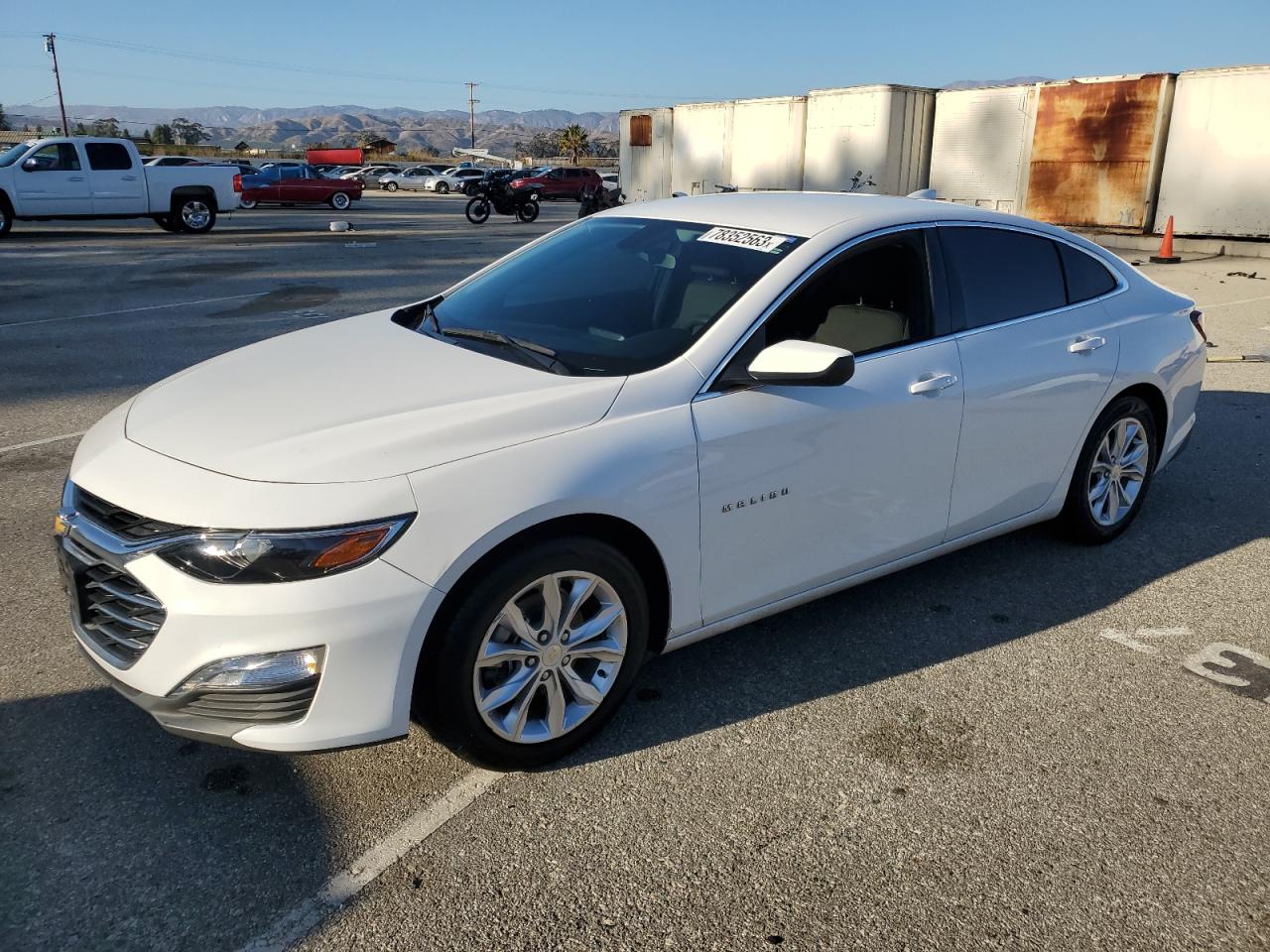 Image 1 of 2020 CHEVROLET MALIBU LT 2020 with VIN 1G1ZD5ST3LF042186