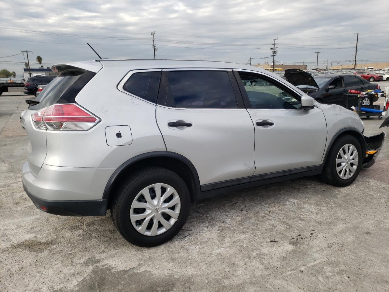Изображение 3 2016 NISSAN ROGUE S 2016 с VIN 5N1AT2MT2GC795360