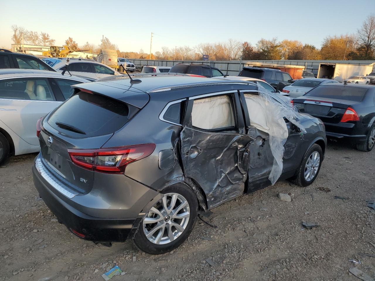 Image 3 of 2020 NISSAN ROGUE SPORT S 2020 with VIN JN1BJ1CV4LW551376