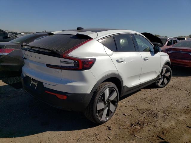 Image 3 of 2023 VOLVO C40 RECHARGE ULTIMATE 2023 with VIN YV4ED3GM6P2056640