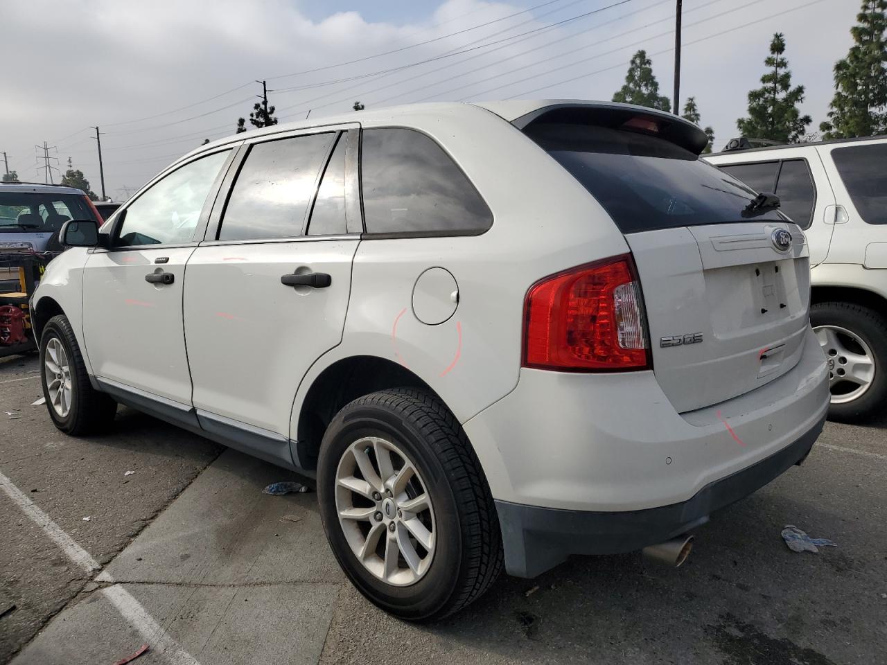 Image 2 of 2013 FORD EDGE SE 2013 with VIN 2FMDK3GCXDBB17856