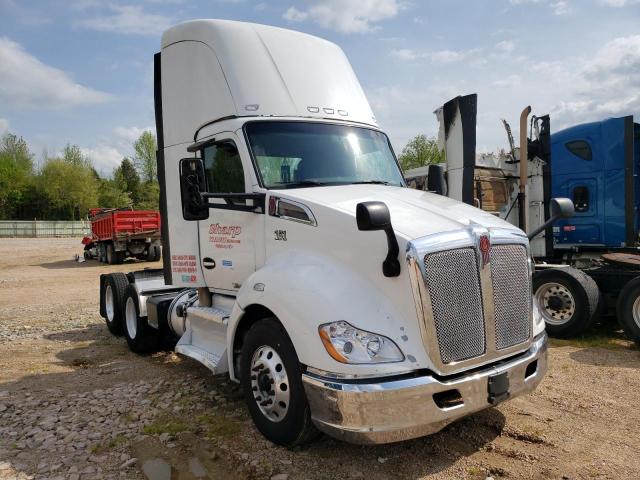 2017 KENWORTH CONSTRUCTION T680 2017 image