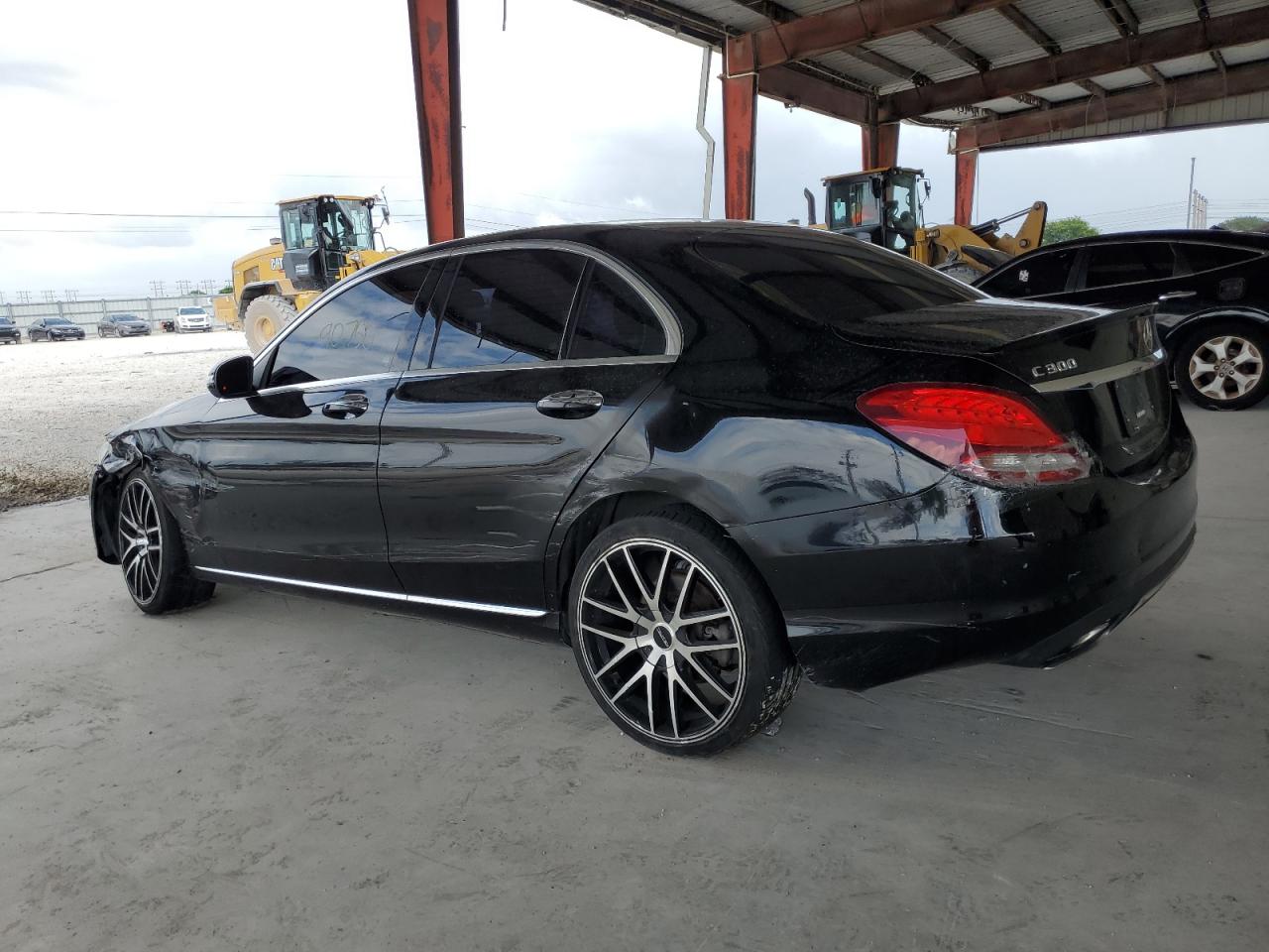 Image 2 of 2018 MERCEDES-BENZ C 300 4MATIC 2018 with VIN WDDWF4KB1JR370147