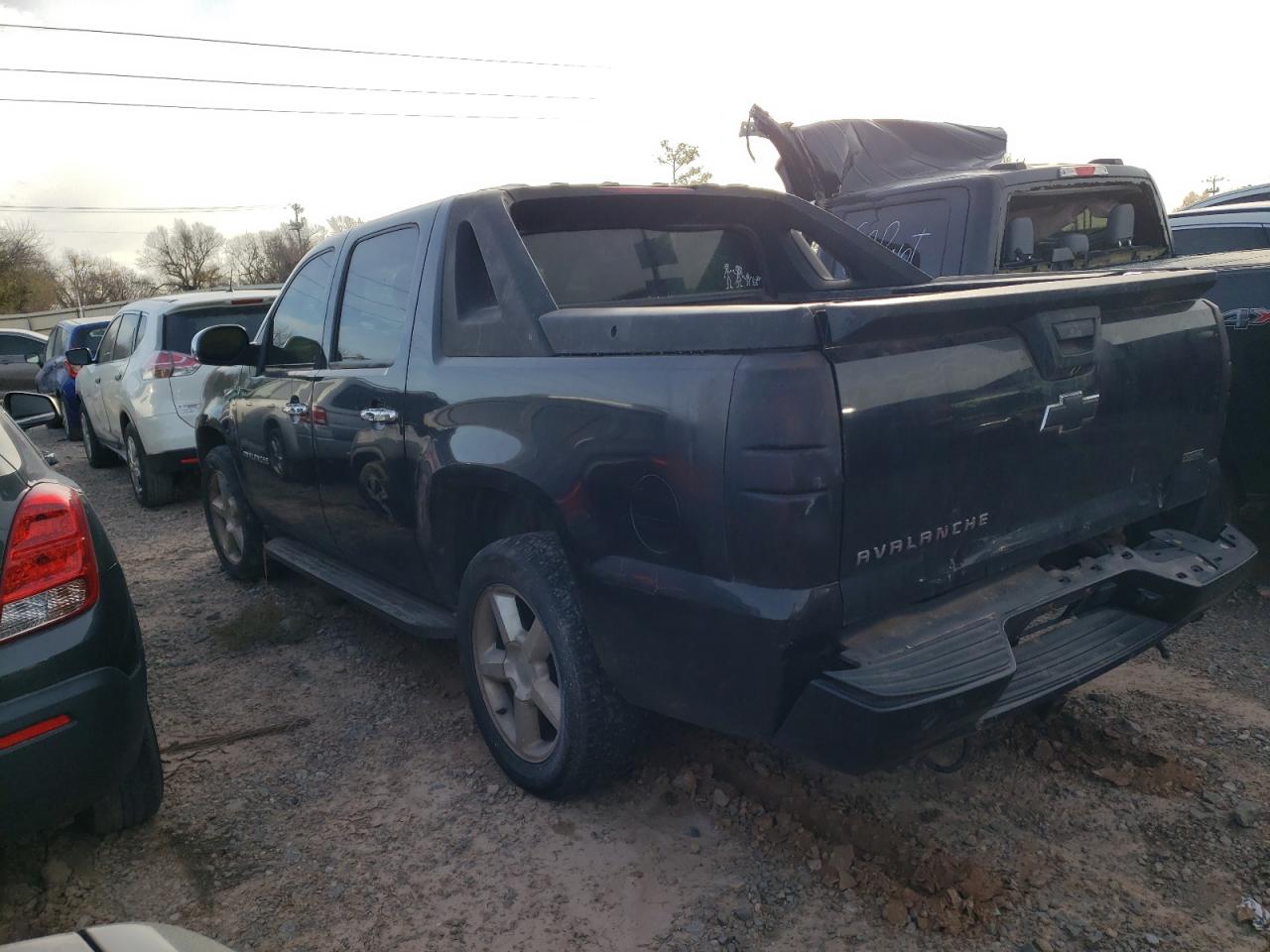 Image 2 of 2010 CHEVROLET AVALANCHE LS 2010 with VIN 3GNVKEE05AG222608