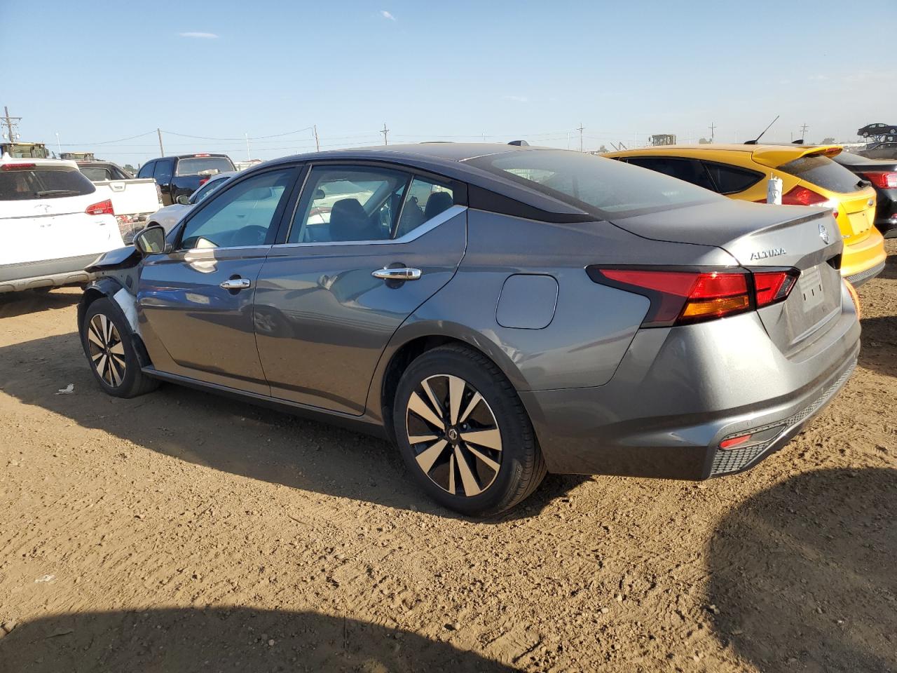 Image 2 of 2022 NISSAN ALTIMA SV 2022 with VIN 1N4BL4DV3NN370422