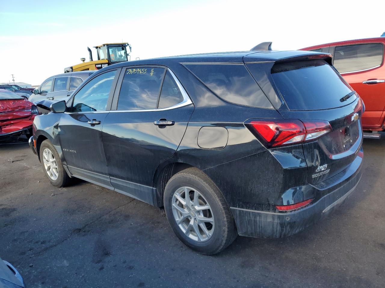 Image 2 of 2022 CHEVROLET EQUINOX LT 2022 with VIN 3GNAXUEV4NL111938