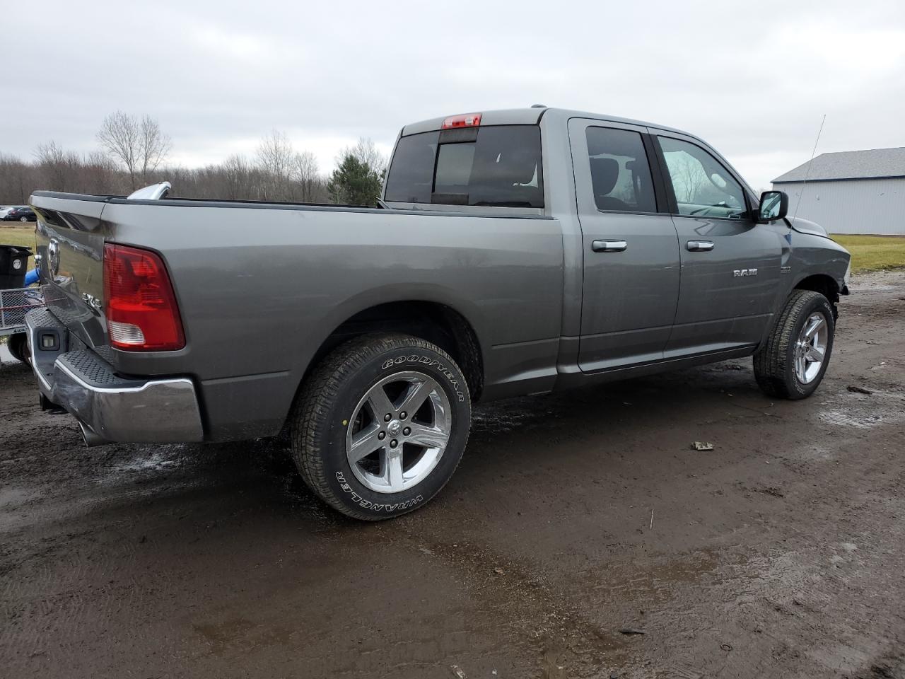 Obraz 3 z 2011 DODGE RAM 1500  2011 z VIN 1D7RV1GT0BS707160