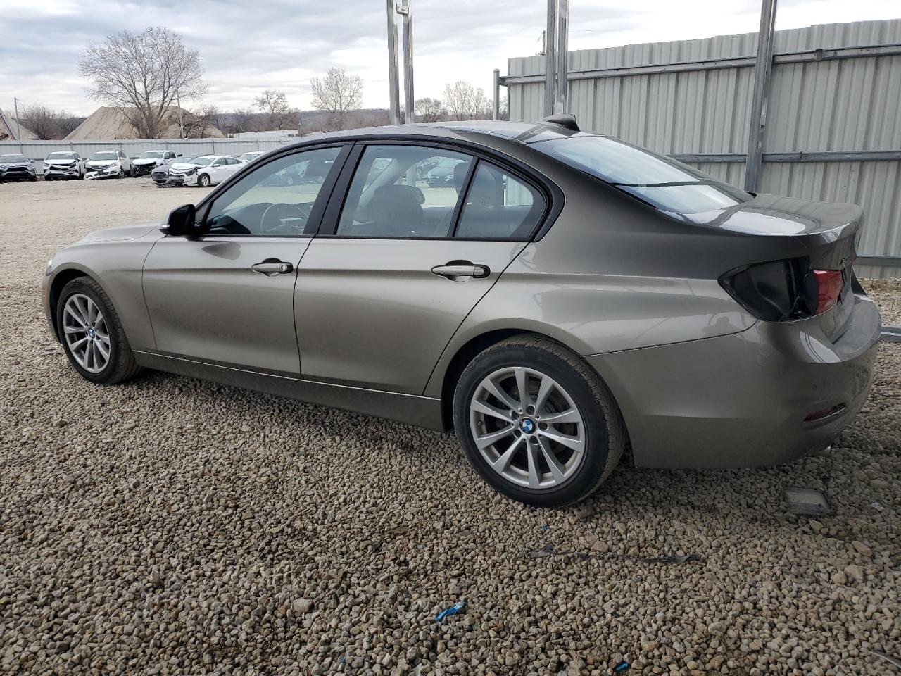 Изображение 2 2018 BMW 320 XI 2018 с VIN WBA8A3C58JA498837