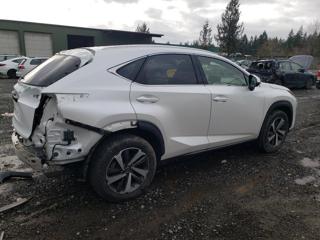 Obraz 3 z 2021 LEXUS NX 300 BASE 2021 z VIN JTJGARDZ9M5019595