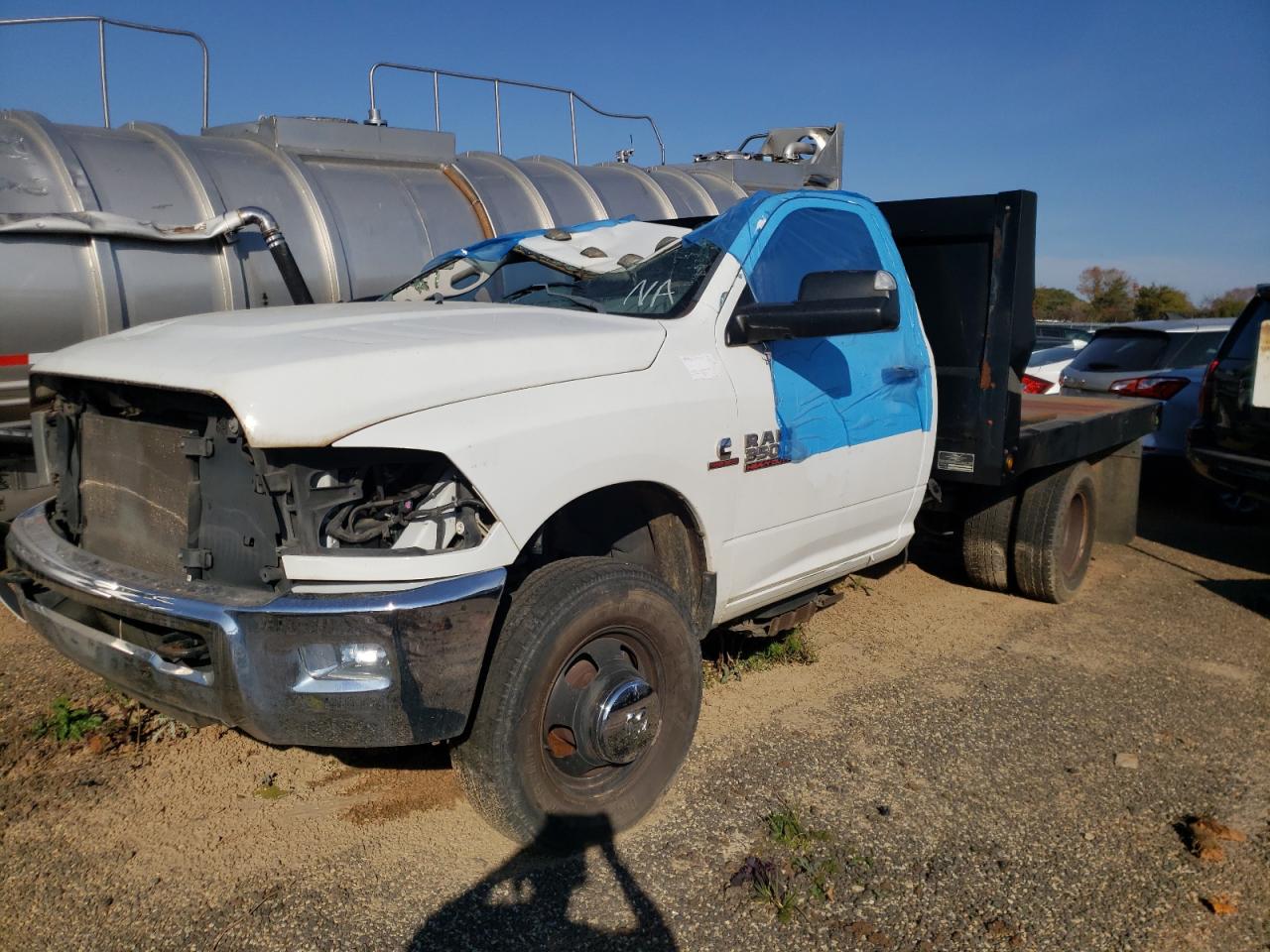 Image 2 of 2016 RAM 3500  2016 with VIN 3C7WRTAL1GG316915