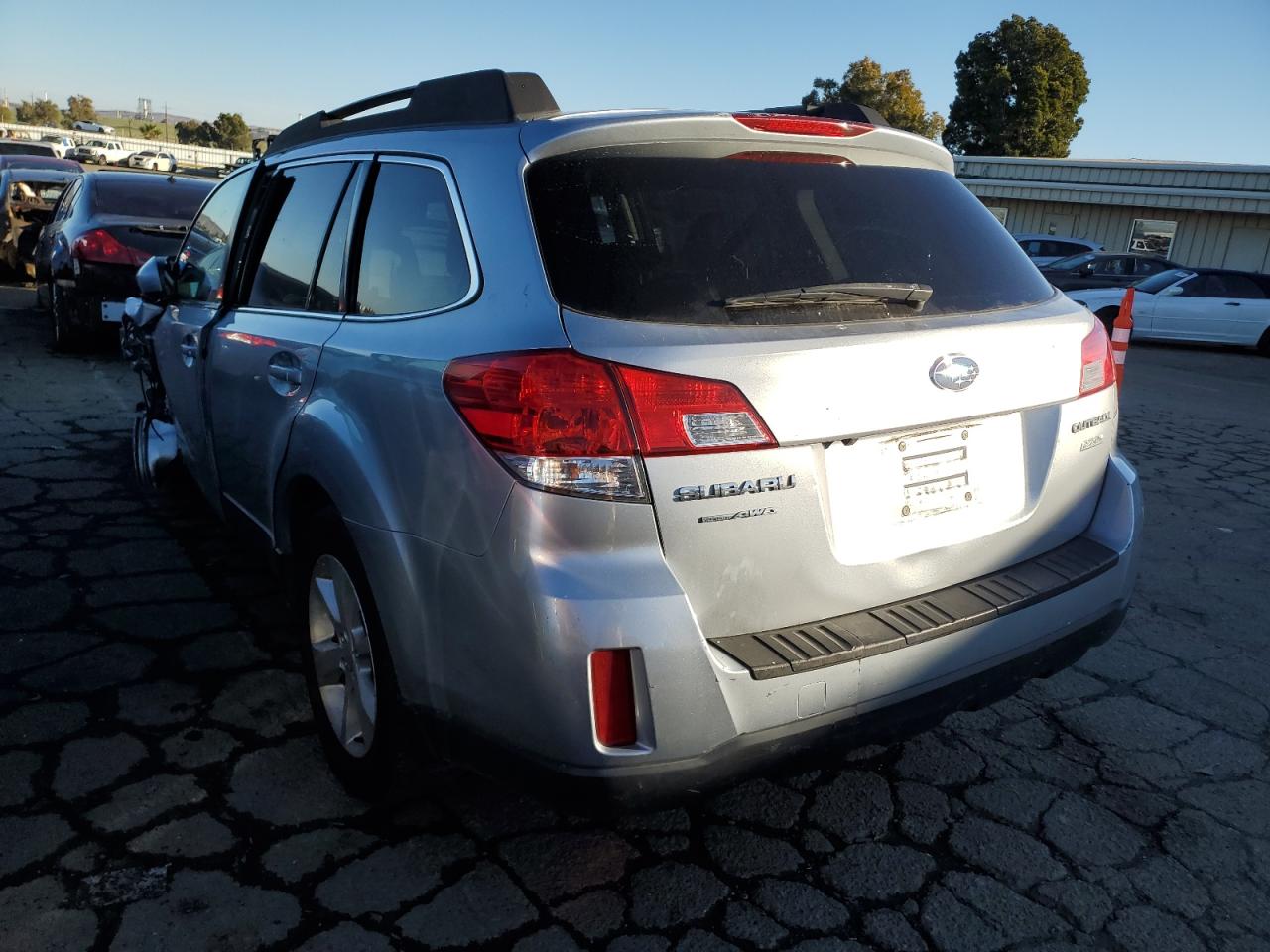 Obraz 2 z 2013 SUBARU OUTBACK 2.5I PREMIUM 2013 z VIN 4S4BRBGC5D3281481