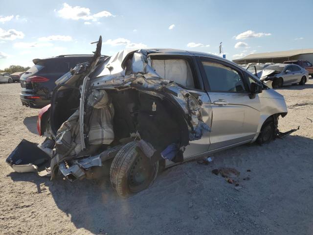 Image 3 of 2016 HONDA FIT LX 2016 with VIN JHMGK5H59GS011307