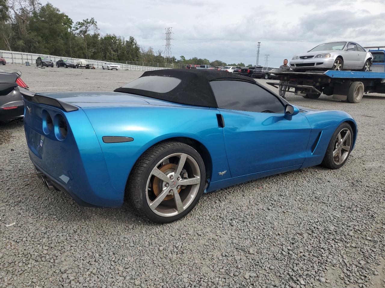 Image 3 of 2008 CHEVROLET CORVETTE  2008 with VIN 1G1YY36W985121898