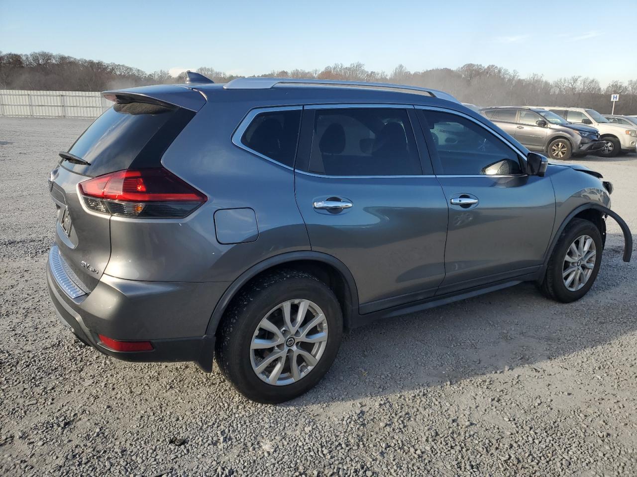 Изображение 3 2018 NISSAN ROGUE S 2018 с VIN KNMAT2MV6JP534819