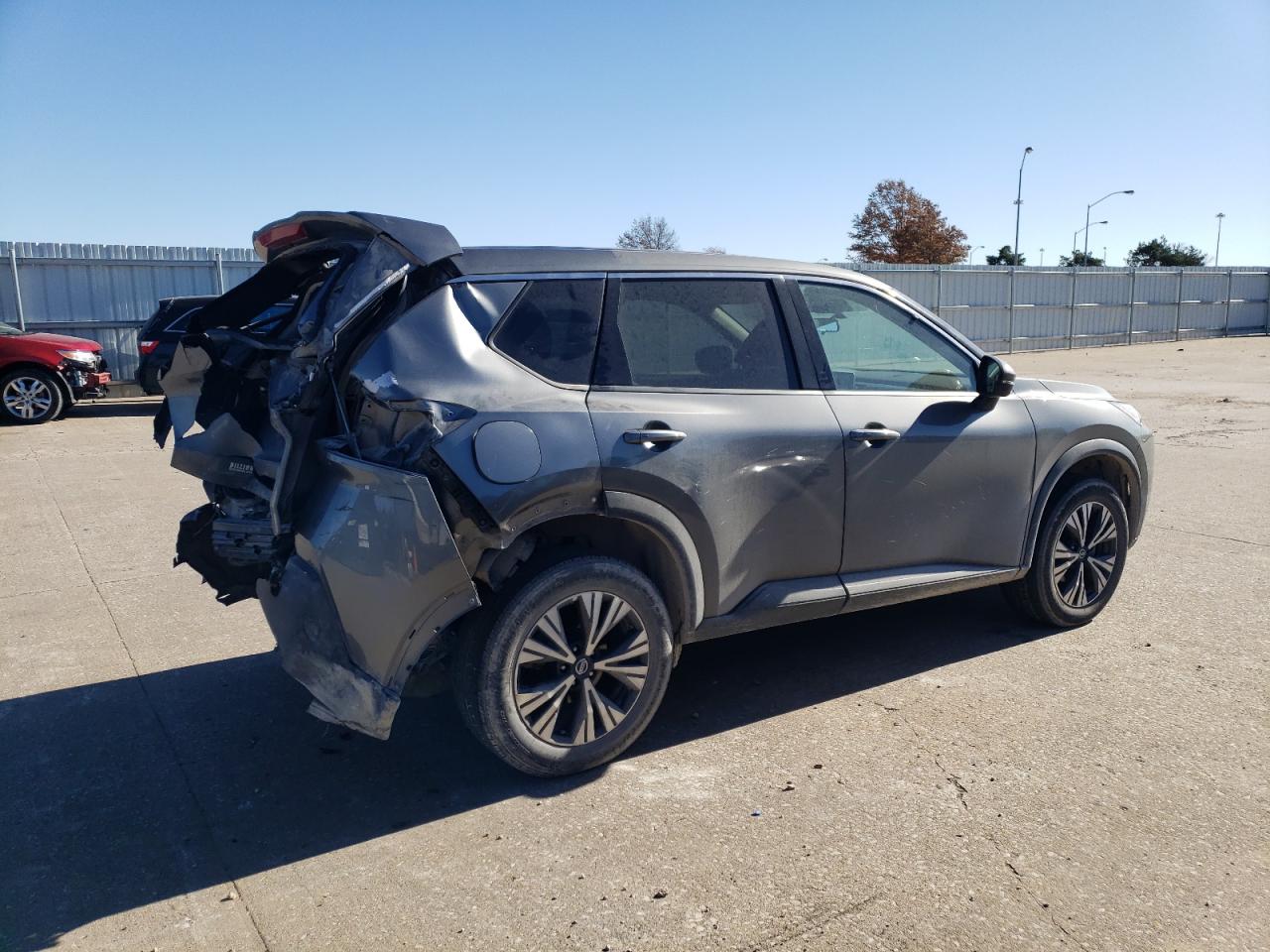 Image 3 of 2021 NISSAN ROGUE SV 2021 with VIN 5N1AT3BB2MC710318