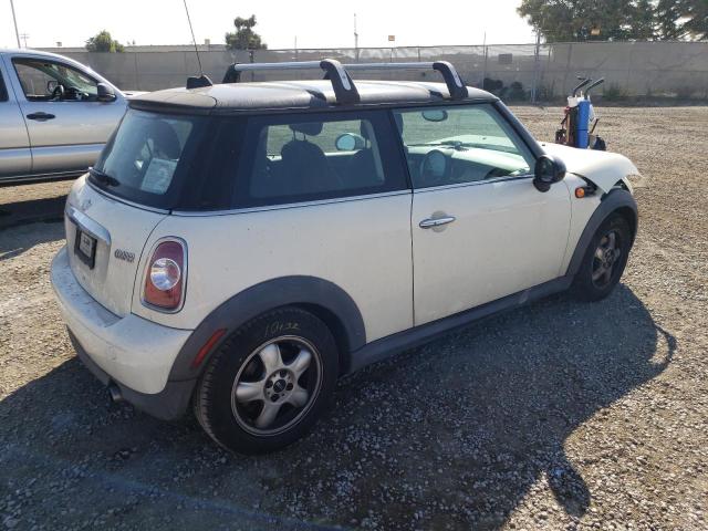 Изображение 3 2011 MINI COOPER  2011 с VIN WMWSU3C50BT184182