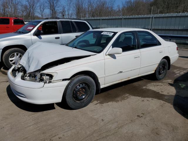 Image 1 of 2000 TOYOTA CAMRY CE 2000 with VIN 4T1BG22K0YU990324