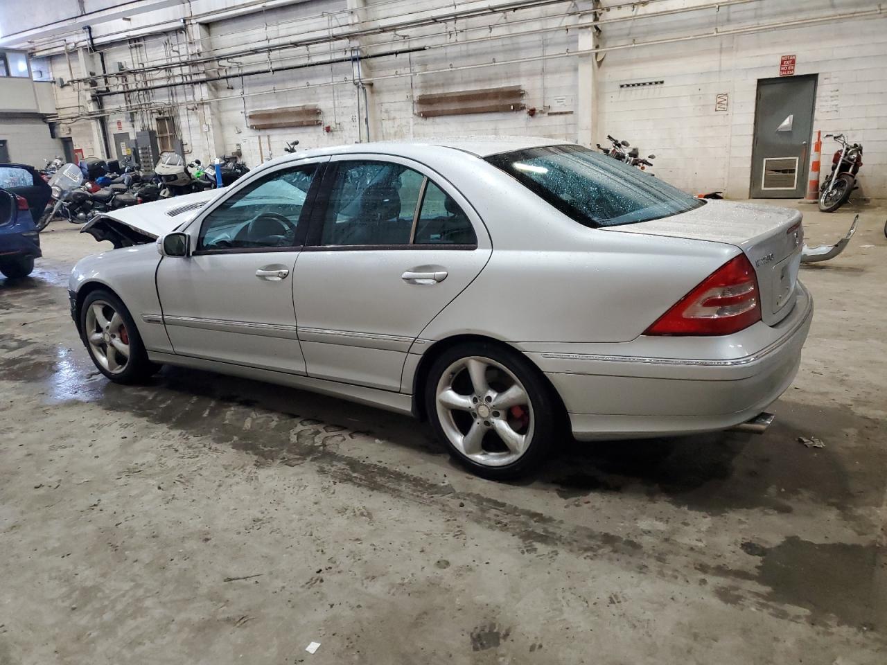 Image 2 of 2004 MERCEDES-BENZ C 230K SPORT SEDAN 2004 with VIN WDBRF40J64A640430