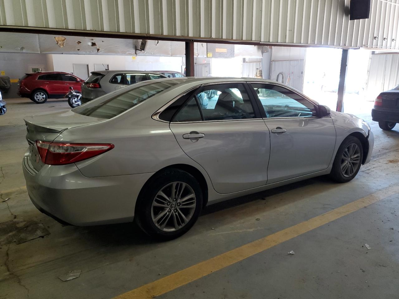 Obraz 3 z 2017 TOYOTA CAMRY LE 2017 z VIN 4T1BF1FK2HU737237
