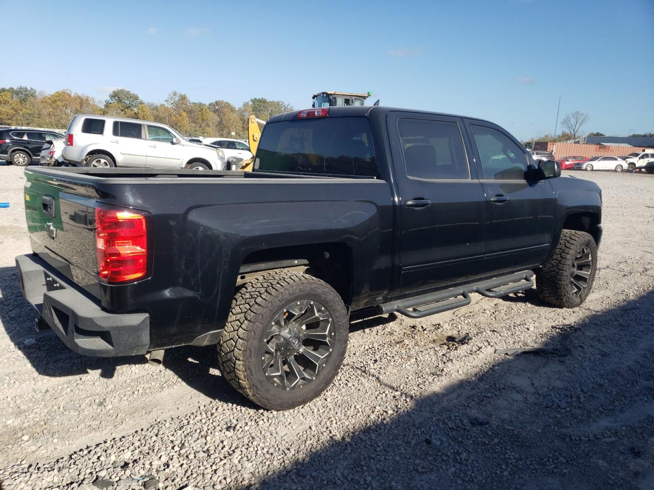 Obraz 3 z 2018 CHEVROLET SILVERADO K1500 LT 2018 z VIN 3GCUKREC6JG190662