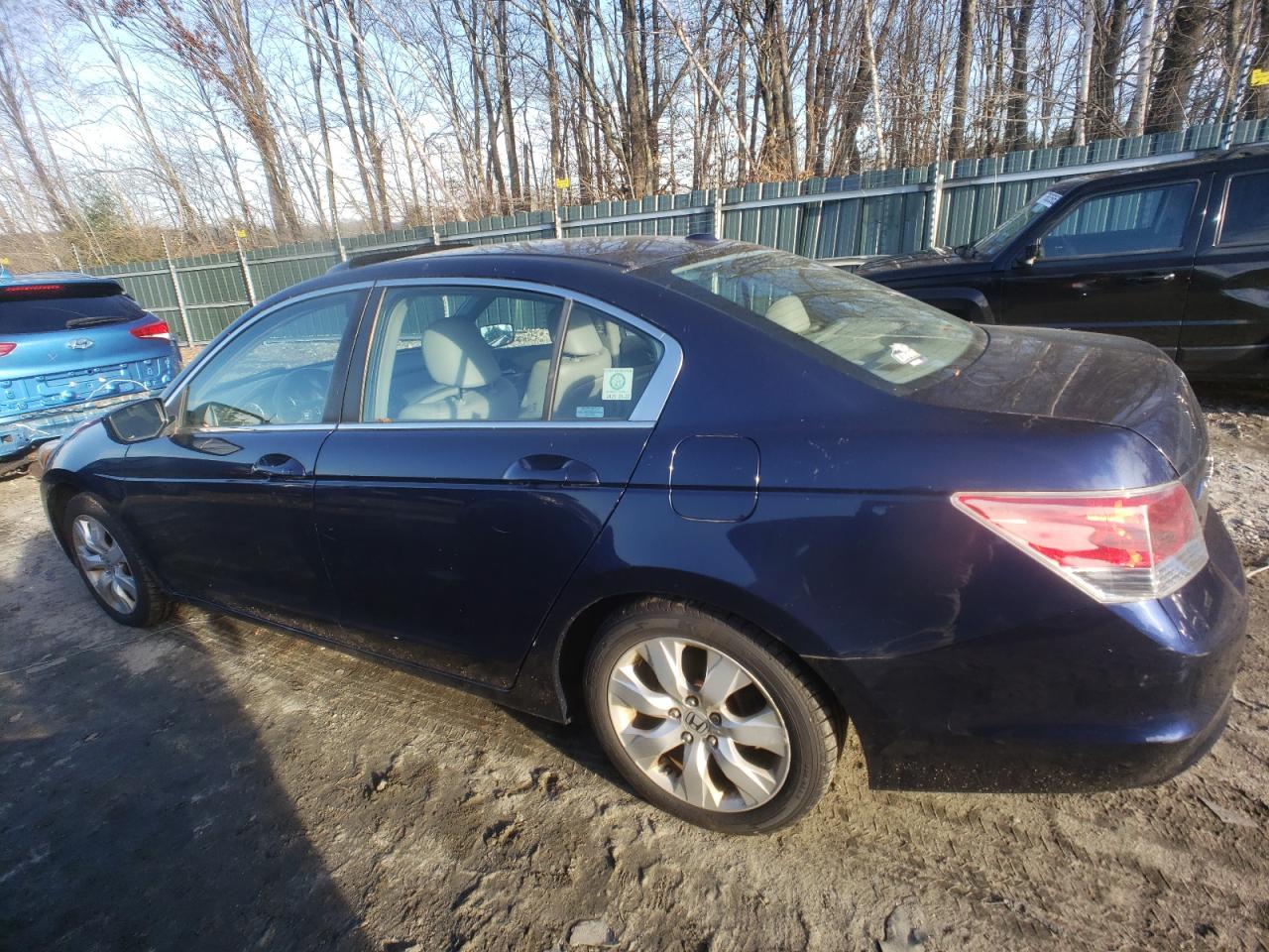 Obraz 2 z 2008 HONDA ACCORD EXL 2008 z VIN 1HGCP26888A149099