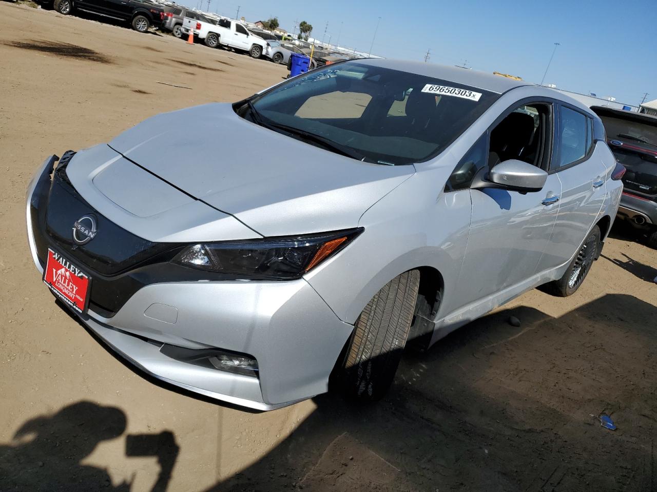 Изображение 1 2023 NISSAN LEAF SV PLUS 2023 с VIN 1N4CZ1CV2PC561332