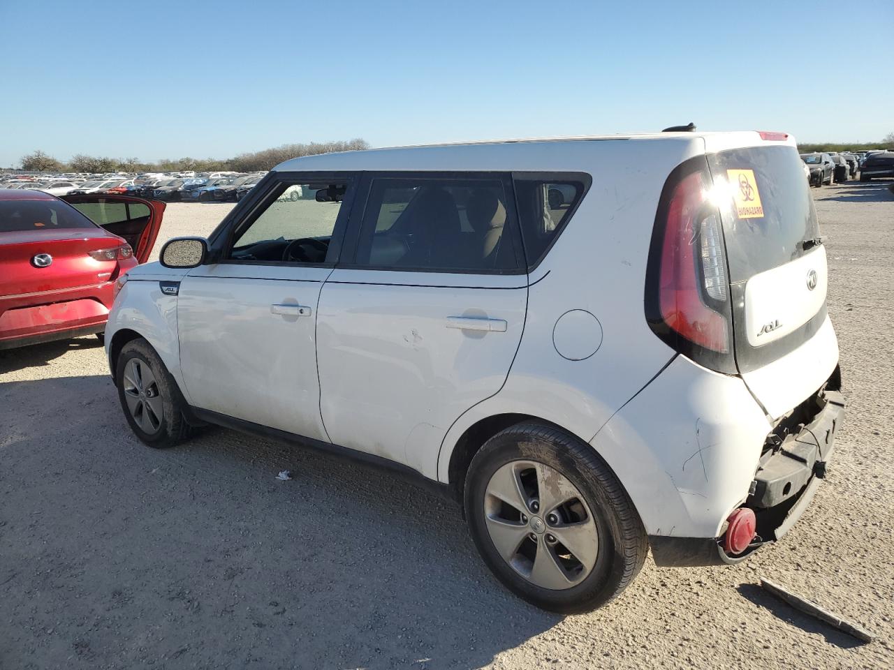 Изображение 2 2015 KIA SOUL  2015 с VIN KNDJN2A20F7113271